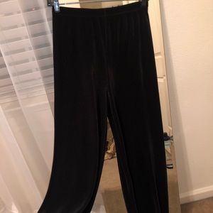 Straightleg Flowy Pants